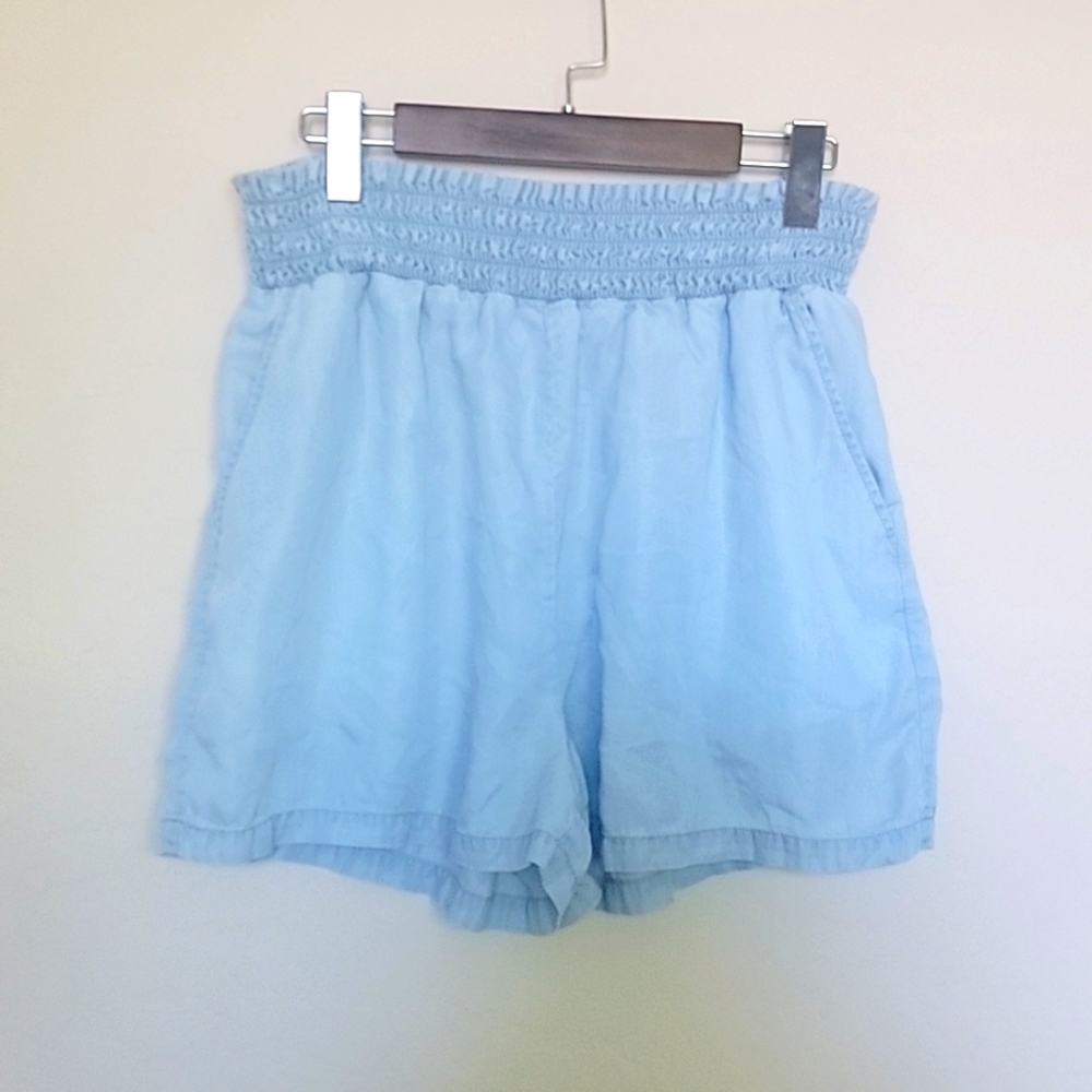 Jane and Delaney shorts SZ Medium